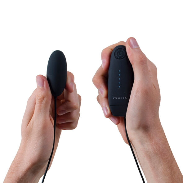 B SWISH – PROIETTILE VIBRANTE BNAUGHTY CLASSIC NERO B SWISH – PROIETTILE VIBRANTE BNAUGHTY CLASSIC NERO