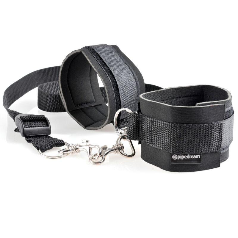 SET DI POLSINO E ANELLO DI FANTASIA FETISH - immagine 2